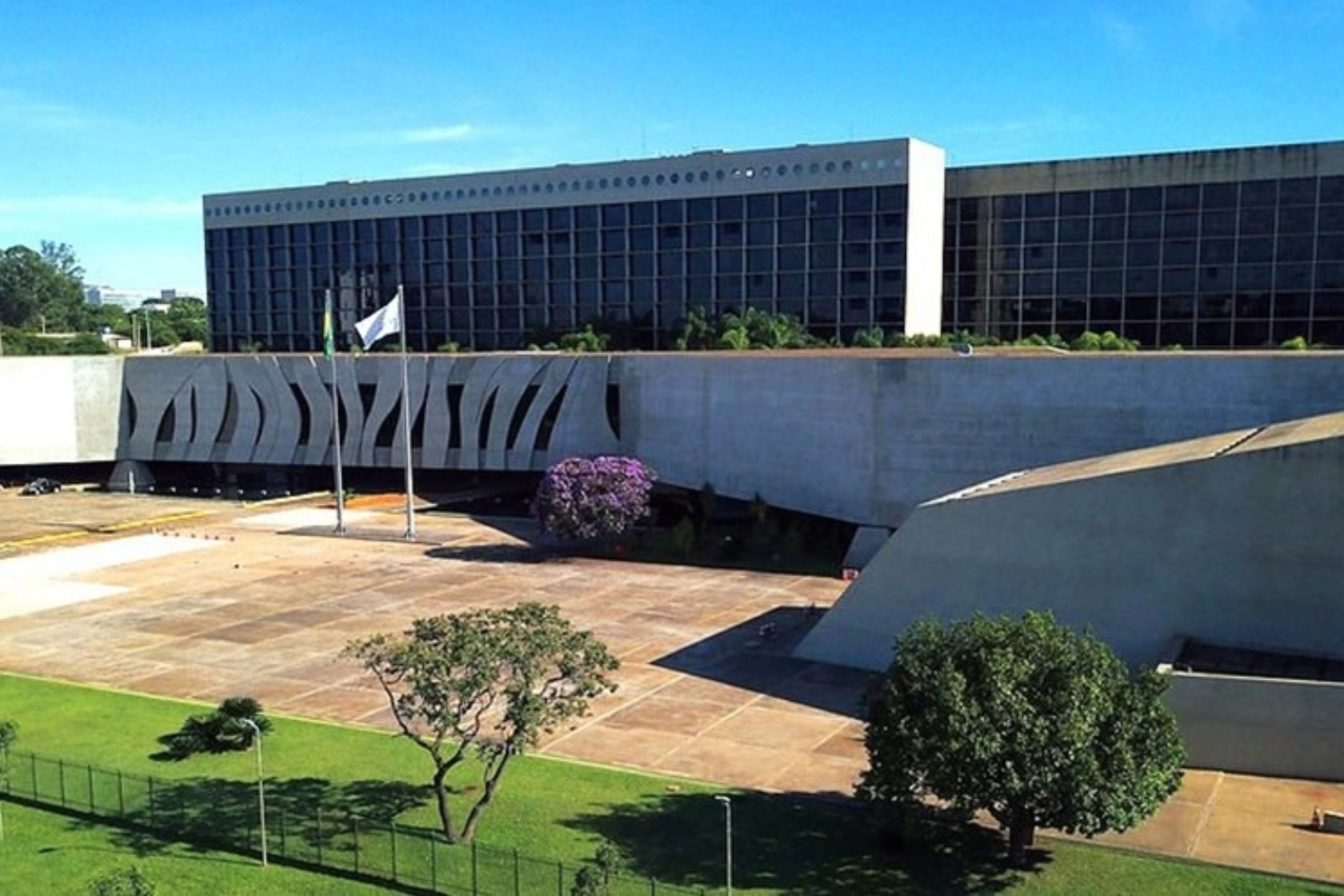 STJ vai definir se demora em analisar aposentadoria gera indenização a servidor